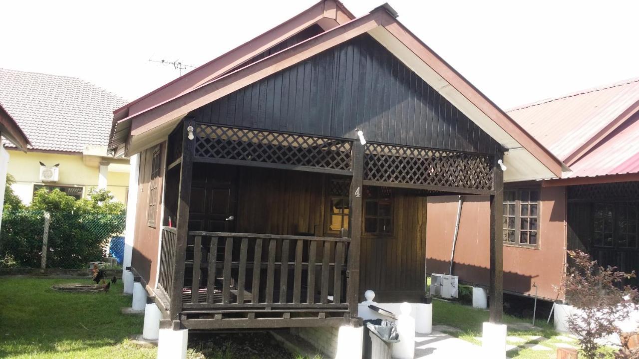 De Sabil Homestay Teluk Panglima Garang Exterior foto